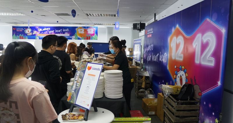  Lazada’s Buffet party on super sale day of December 12